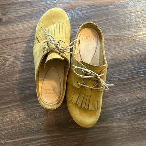 Bryr Clogs Size 7 Zoe Fennel Clogs